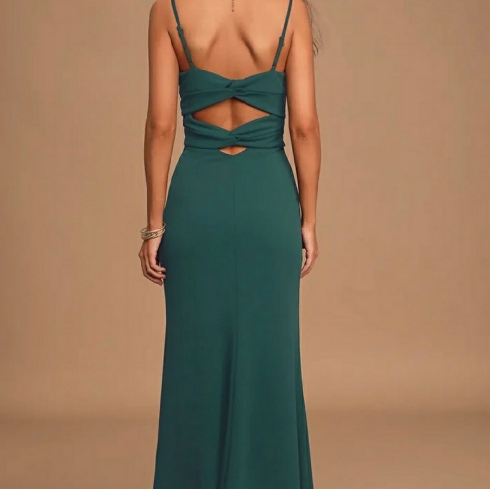 NWT Lulu's dark green dress